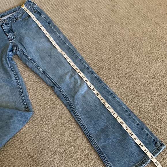 VF jeans. Bootcut. Size 6M - Picture 6 of 6
